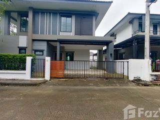 For sale 4 bedrooms house in San Kamphaeng, Chiang Mai