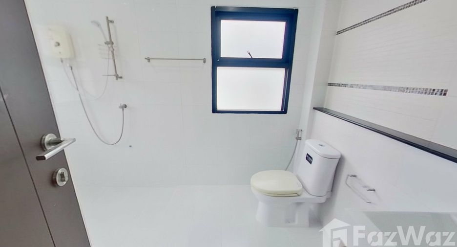 For sale 4 bedrooms house in San Kamphaeng, Chiang Mai