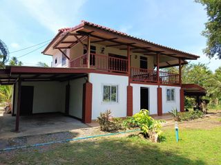 Casa en alquiler de 2 habitaciones en Ko Samui, Surat Thani