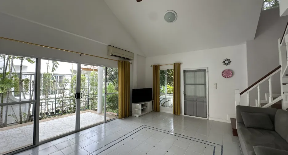 For rent 3 bedrooms house in Mueang Chiang Mai, Chiang Mai