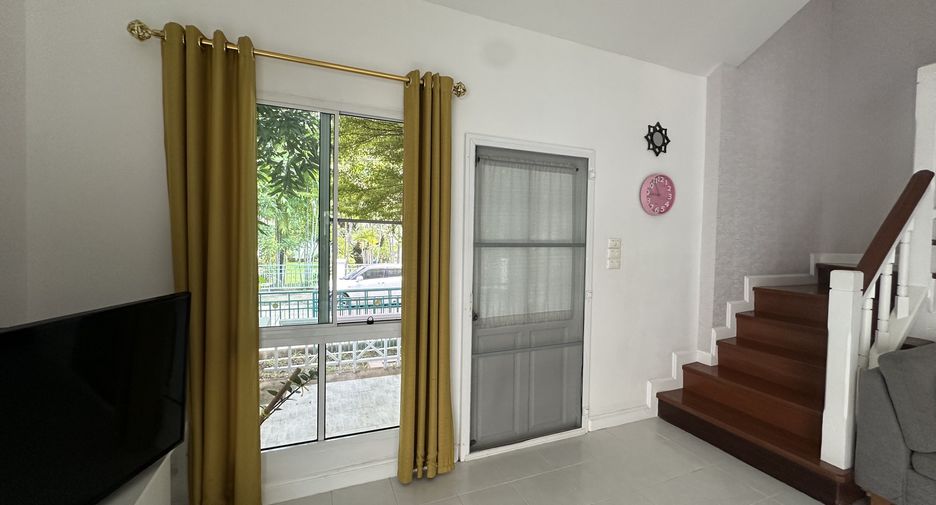 For rent 3 bedrooms house in Mueang Chiang Mai, Chiang Mai