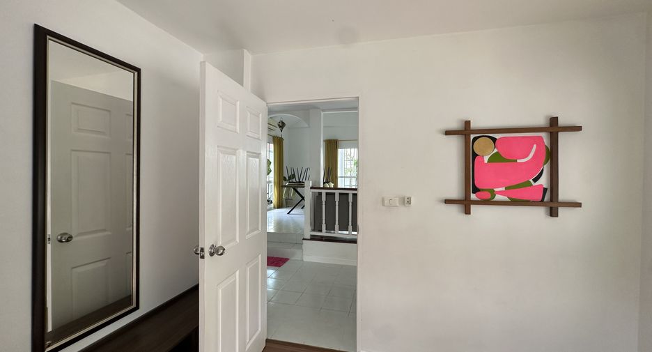 For rent 3 bedrooms house in Mueang Chiang Mai, Chiang Mai