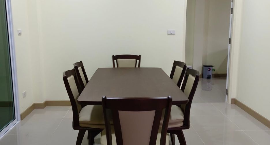 For rent 4 bedrooms house in San Sai, Chiang Mai