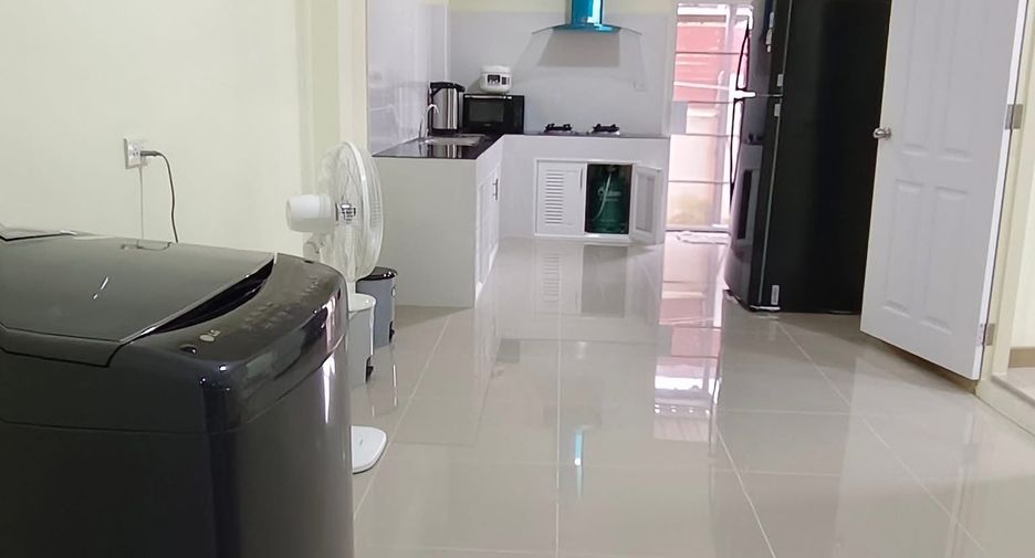 For rent 4 bedrooms house in San Sai, Chiang Mai