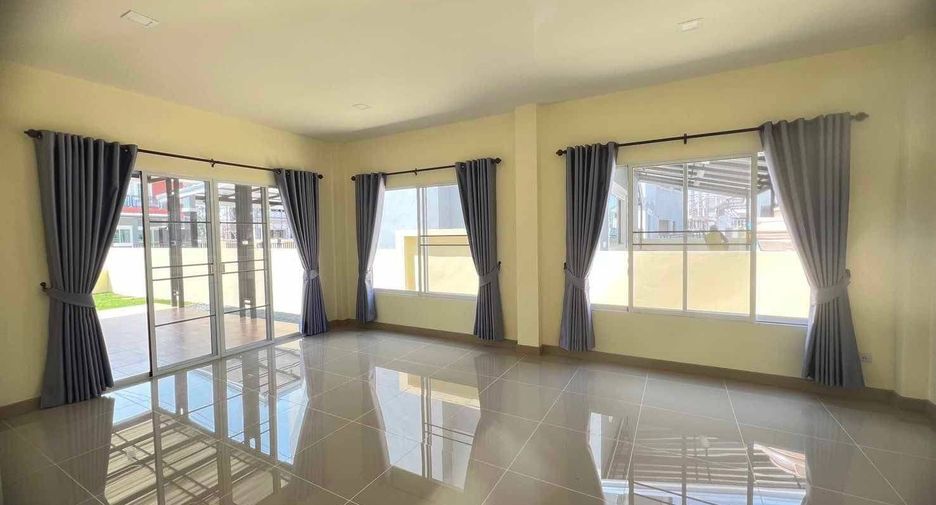For rent 4 bedrooms house in San Sai, Chiang Mai