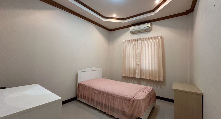 For rent 3 bedrooms house in Doi Saket, Chiang Mai