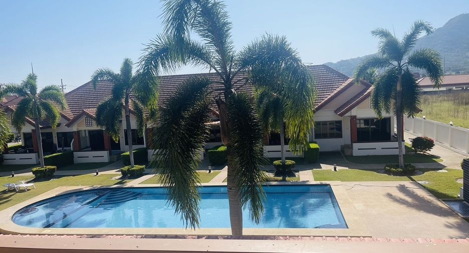 For rent 3 bedrooms villa in Hua Hin, Prachuap Khiri Khan
