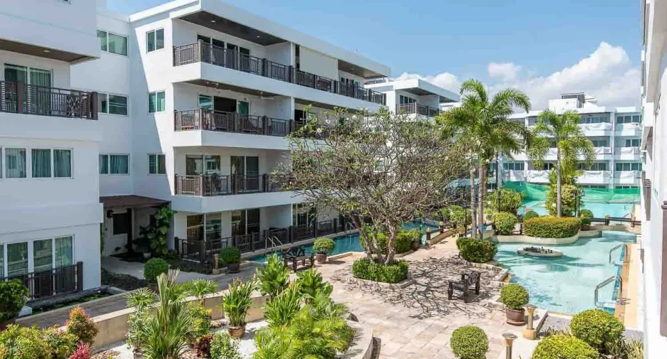 For sale 3 bedrooms condo in Cha Am, Phetchaburi
