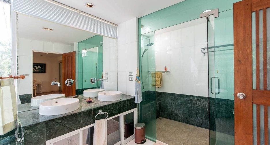 For sale 3 bedrooms condo in Cha Am, Phetchaburi