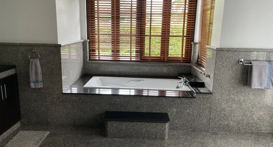 À vendre et à louer 5 chambres maison à Hua Hin, Prachuap Khiri Khan