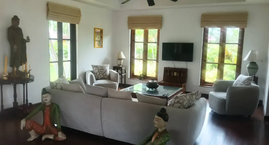 À vendre et à louer 5 chambres maison à Hua Hin, Prachuap Khiri Khan