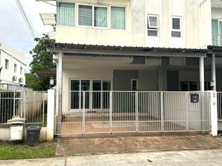 For Rent 3 Bedroom Townhouse In Mueang Chiang Mai