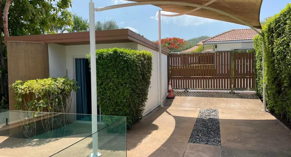 For rent 4 bedrooms villa in Hua Hin, Prachuap Khiri Khan