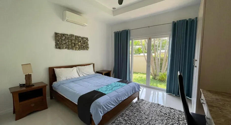 For rent 4 bedrooms villa in Hua Hin, Prachuap Khiri Khan