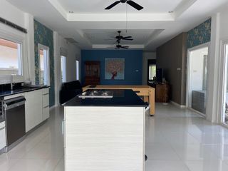 For rent 4 bedrooms villa in Hua Hin, Prachuap Khiri Khan