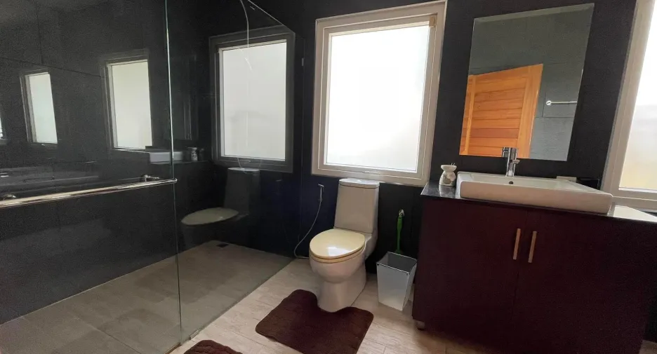 For rent 4 bedrooms villa in Hua Hin, Prachuap Khiri Khan