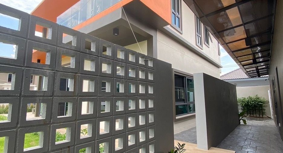 For sale 3 bedrooms house in San Sai, Chiang Mai