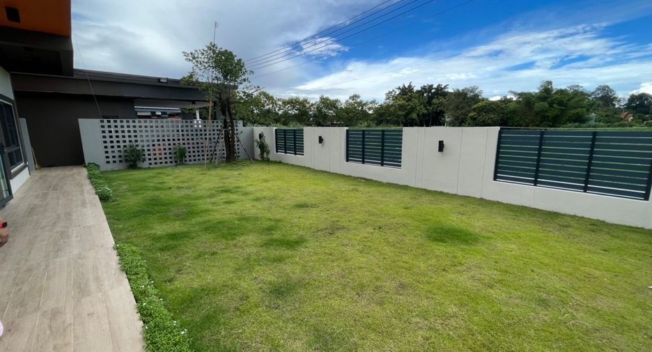 For sale 3 bedrooms house in San Sai, Chiang Mai