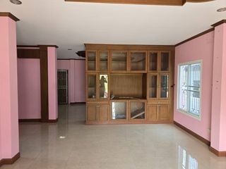 À vendre et à louer 3 chambres maison à Hua Hin, Prachuap Khiri Khan