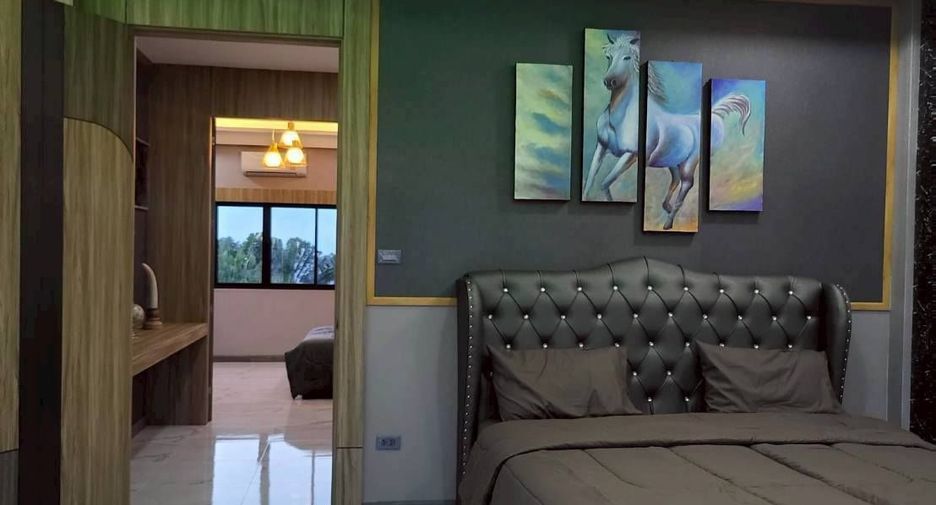 For sale and for rent 6 bedrooms villa in Bang Lamung, Chonburi