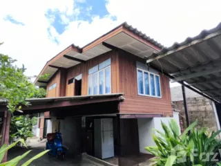 5 Bedroom House In Mueang Chiang Mai