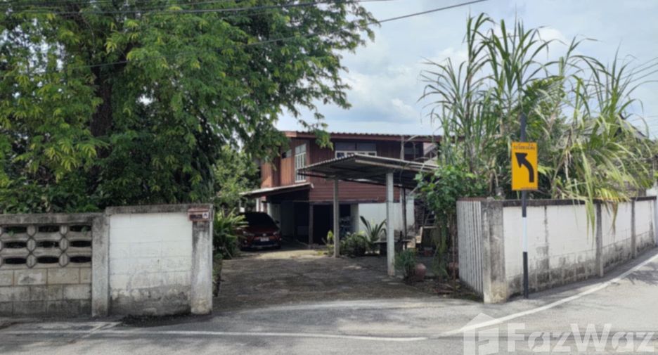 For rent 5 bedrooms house in Mueang Chiang Mai, Chiang Mai