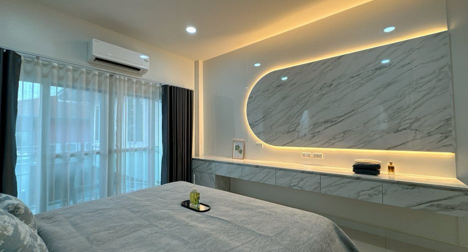 For sale and for rent 4 bedrooms villa in Bang Lamung, Chonburi