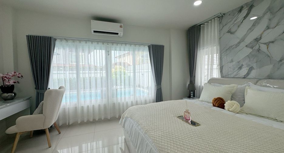 For sale and for rent 4 bedrooms villa in Bang Lamung, Chonburi