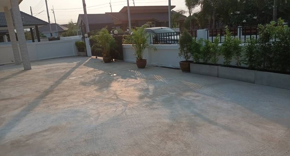 For sale 3 ベッドルーム villa in Cha Am, Phetchaburi