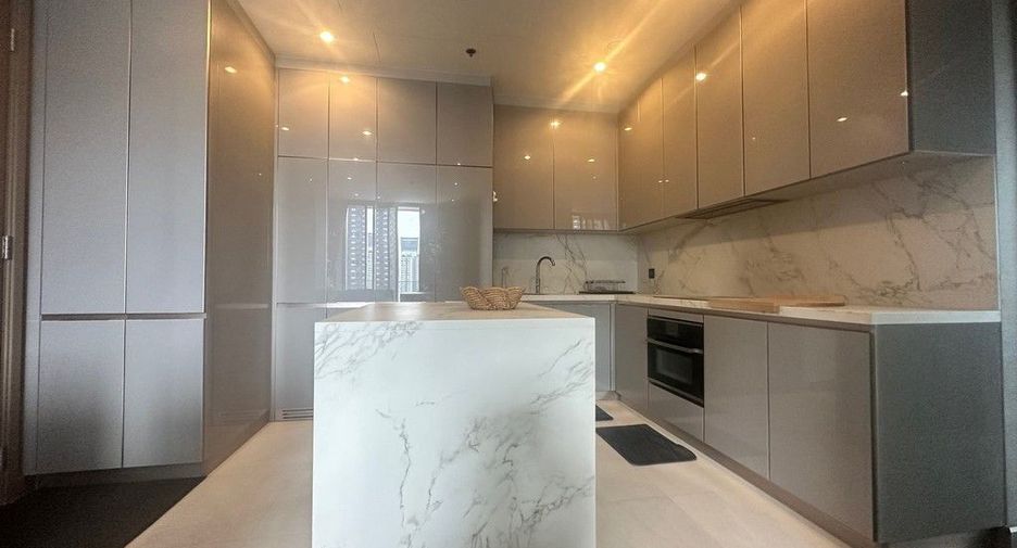 Condo en venta de 2 habitaciones en Watthana, Bangkok