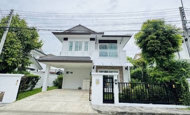 For rent 3 bedrooms house in Mueang Chiang Mai, Chiang Mai