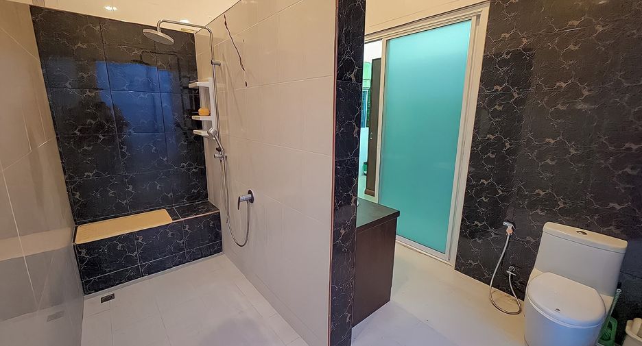 For sale 2 bedrooms house in Mueang Prachuap Khiri Khan, Prachuap Khiri Khan