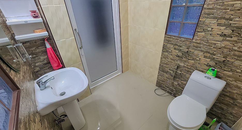 For sale 2 bedrooms house in Mueang Prachuap Khiri Khan, Prachuap Khiri Khan