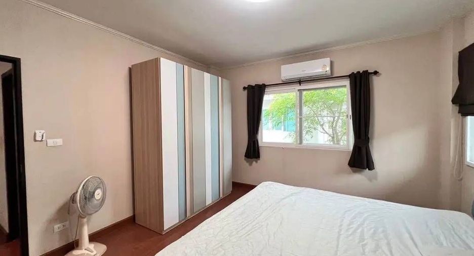 Haus zum Kauf mit 4 Zimmer in San Kamphaeng, Chiang Mai