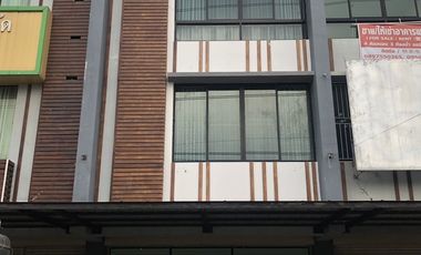 ให้เช่า 3 ห้องนอน พื้นที่ค้าปลีก ใน สันทราย, เชียงใหม่