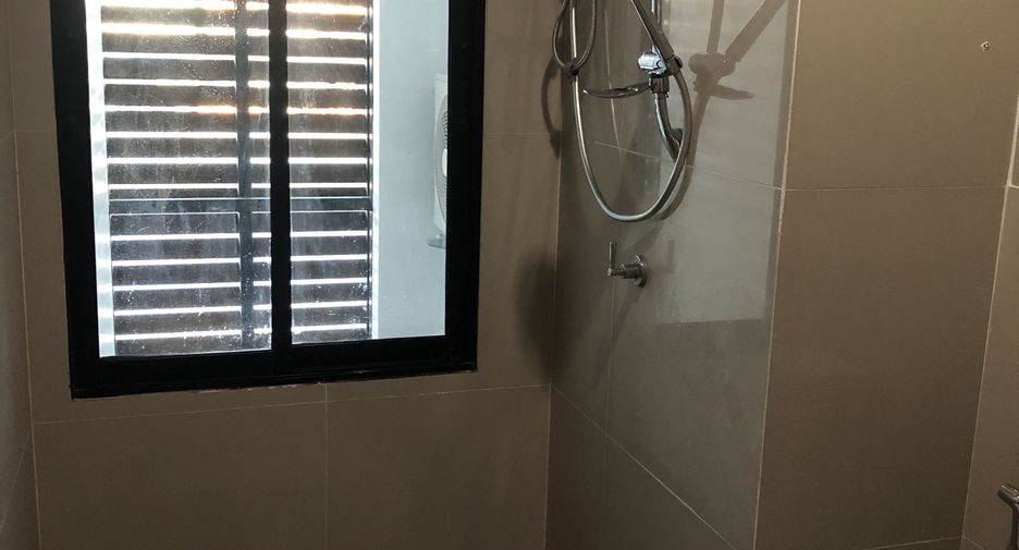 For rent 3 bedrooms retail Space in San Sai, Chiang Mai