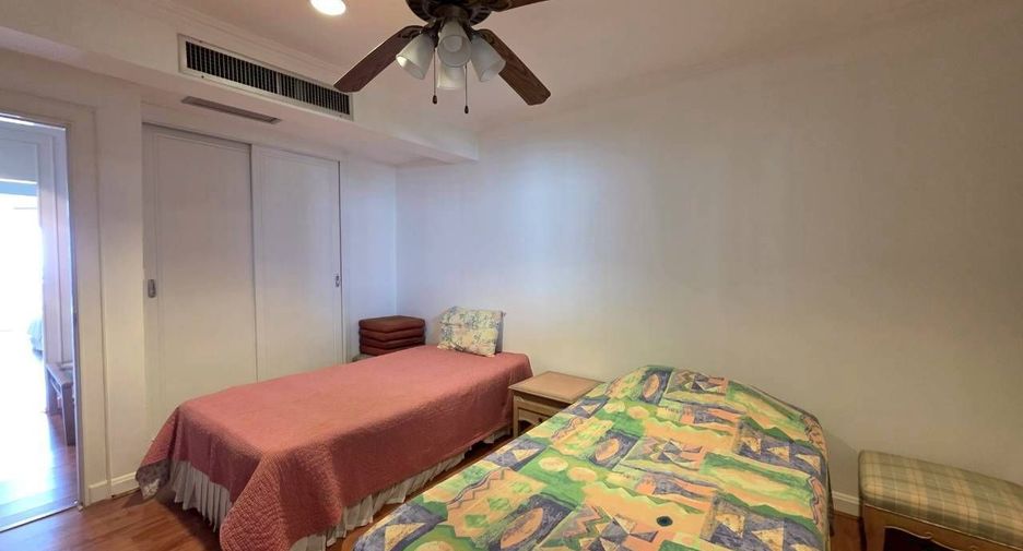 For sale 2 bedrooms condo in Cha Am, Phetchaburi