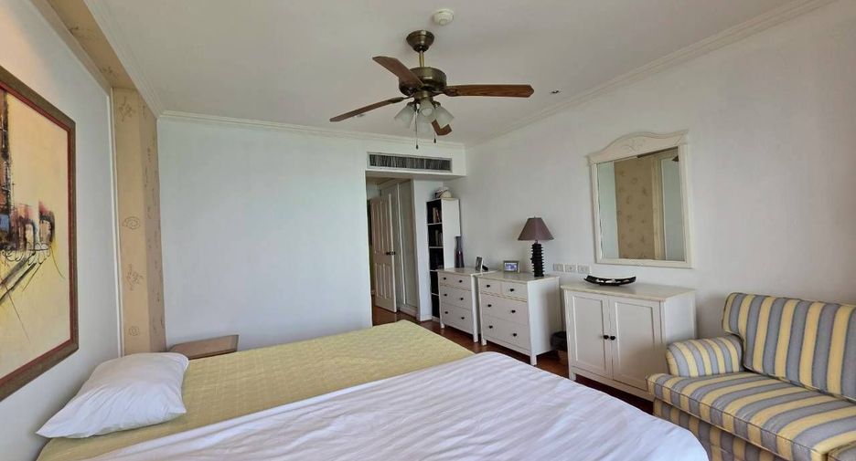For sale 2 bedrooms condo in Cha Am, Phetchaburi