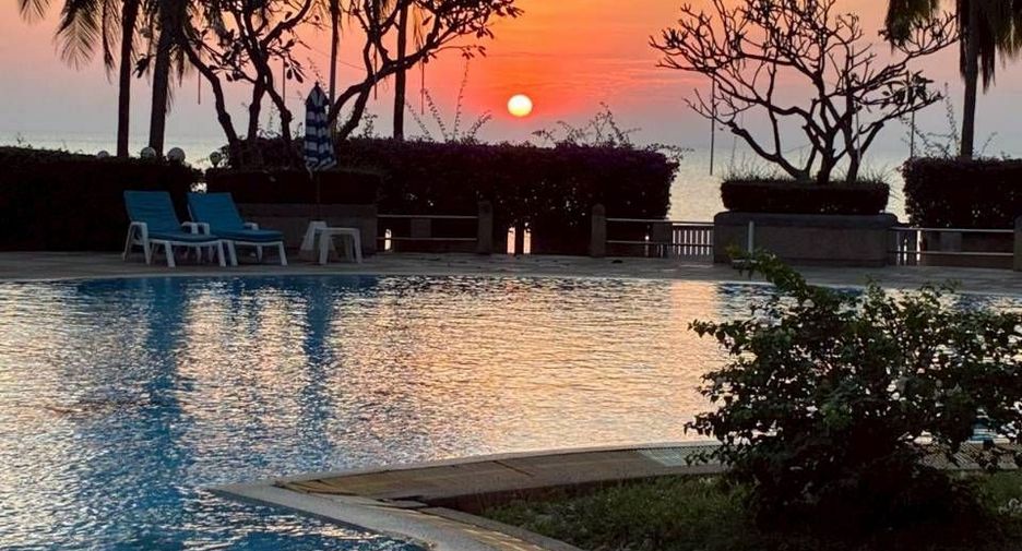 For sale 2 bedrooms condo in Cha Am, Phetchaburi