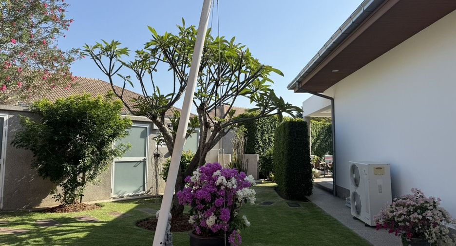 For sale 3 bedrooms villa in Hua Hin, Prachuap Khiri Khan