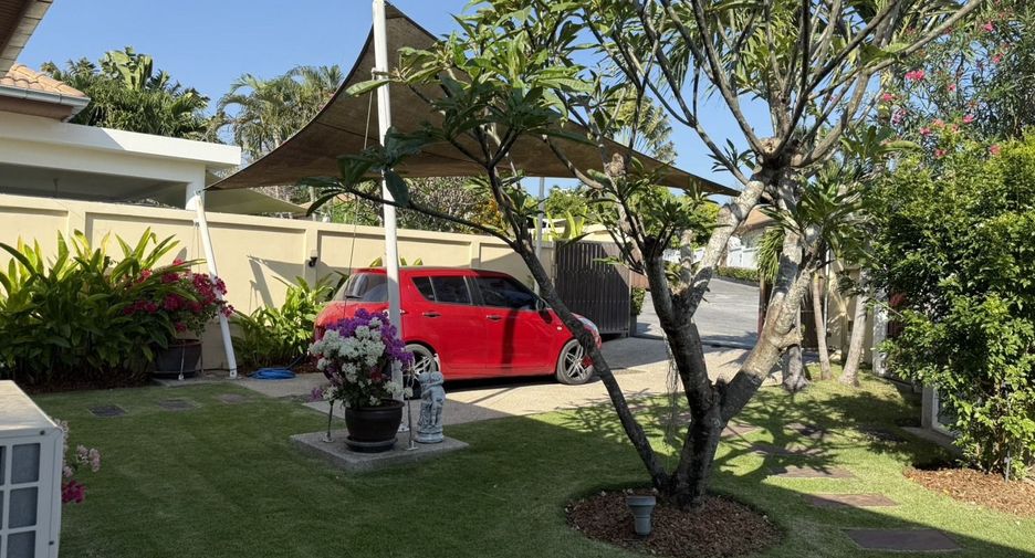 For sale 3 bedrooms villa in Hua Hin, Prachuap Khiri Khan