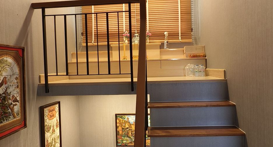 Casa en venta y en alquiler de 3 habitaciones en Pak Kret, Nonthaburi