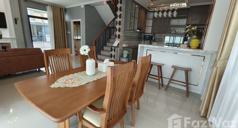 Casa en venta y en alquiler de 3 habitaciones en Pak Kret, Nonthaburi