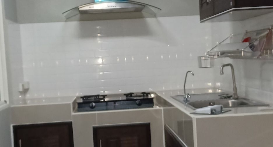 For sale 4 bedrooms townhouse in Khlong Sam Wa, Bangkok