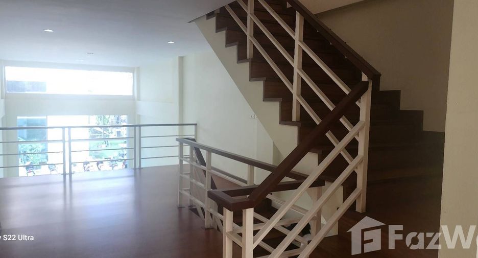 For rent office in Mueang Chiang Mai, Chiang Mai