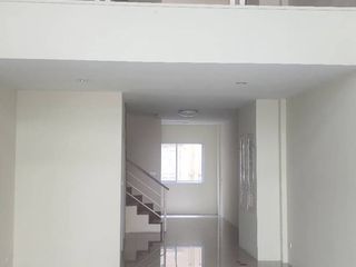 出租 办公室 在 Mueang Chiang Mai, Chiang Mai