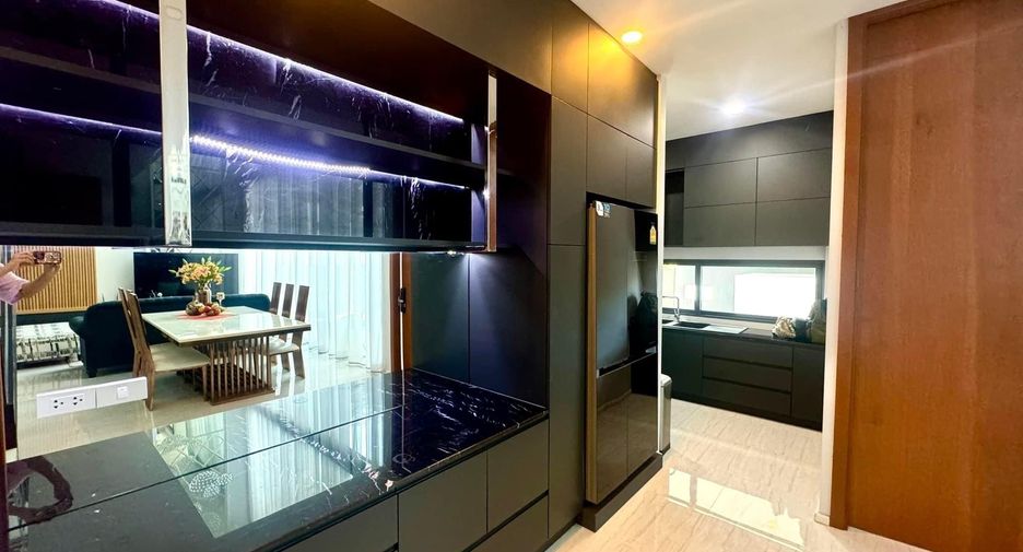 For sale and for rent 3 bedrooms villa in Mueang Chiang Mai, Chiang Mai