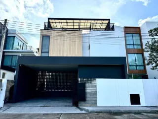 For sale and for rent 3 bedrooms villa in Mueang Chiang Mai, Chiang Mai