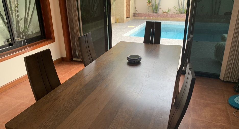For rent 3 bedrooms villa in Hua Hin, Prachuap Khiri Khan