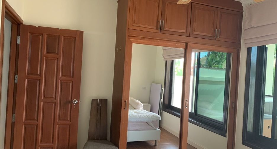 For rent 3 bedrooms villa in Hua Hin, Prachuap Khiri Khan